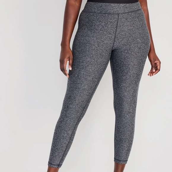 NWT OLD NAVY Extra High-Waisted Cloud+ 7/8 Legging: Dark Heathered Gray MEDUIM - Picture 5 of 7